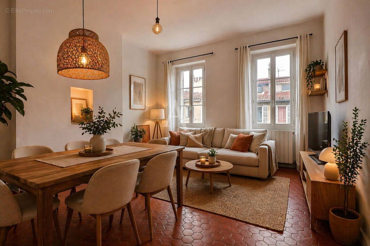 Appartement à MARSEILLE-1E
