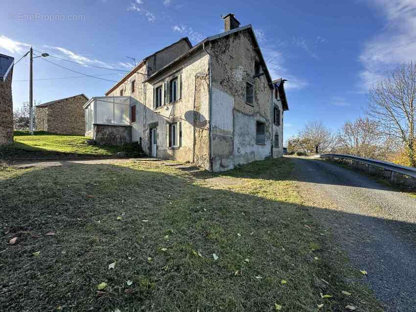 Maison à SAINT-ANGEL