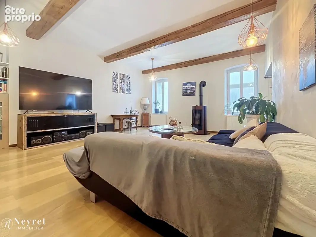 Photo Maison à Communay au prix de 299 000€