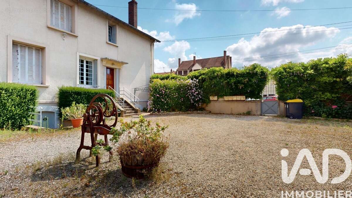 Photo 1 - Appartement à AUXERRE