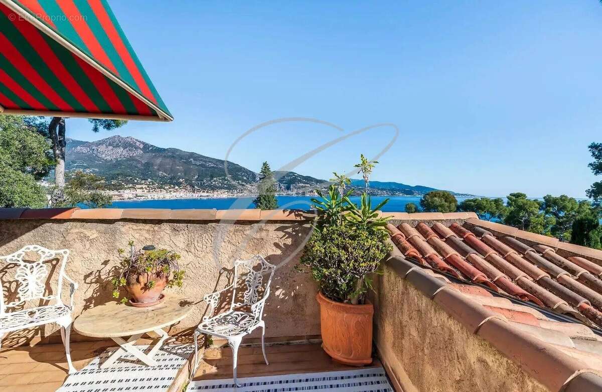 Maison à ROQUEBRUNE-CAP-MARTIN