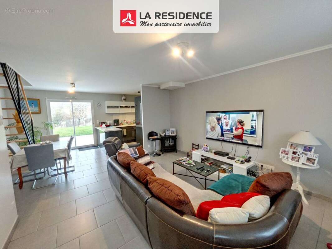 Maison à EZY-SUR-EURE