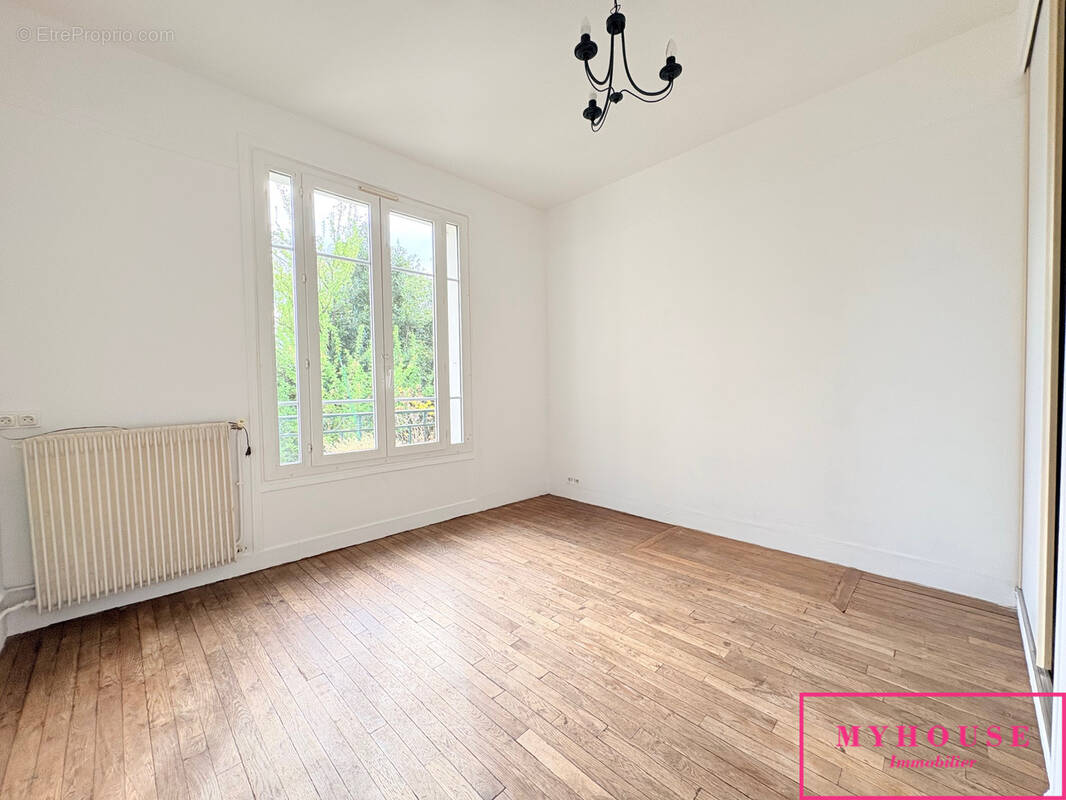 Appartement à BAGNEUX