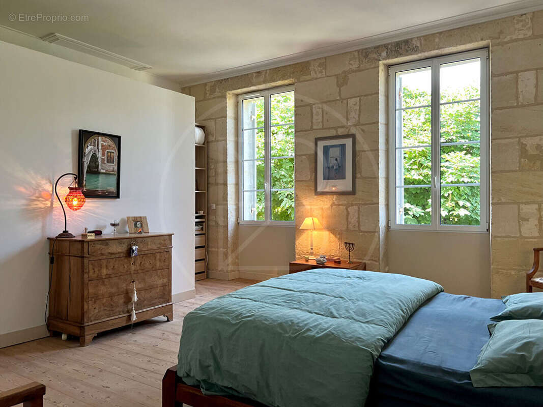 Maison à BRANNE