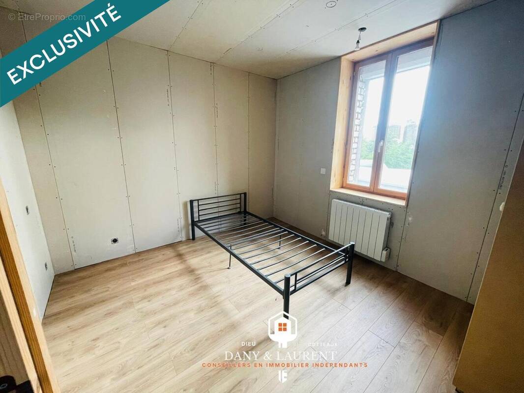 Photo 1 - Maison à RAISMES