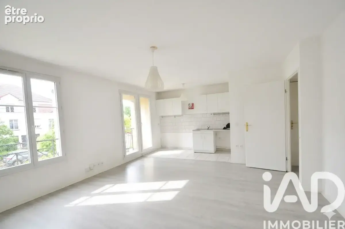 Photo 1 - Appartement à MAGNY-LE-HONGRE