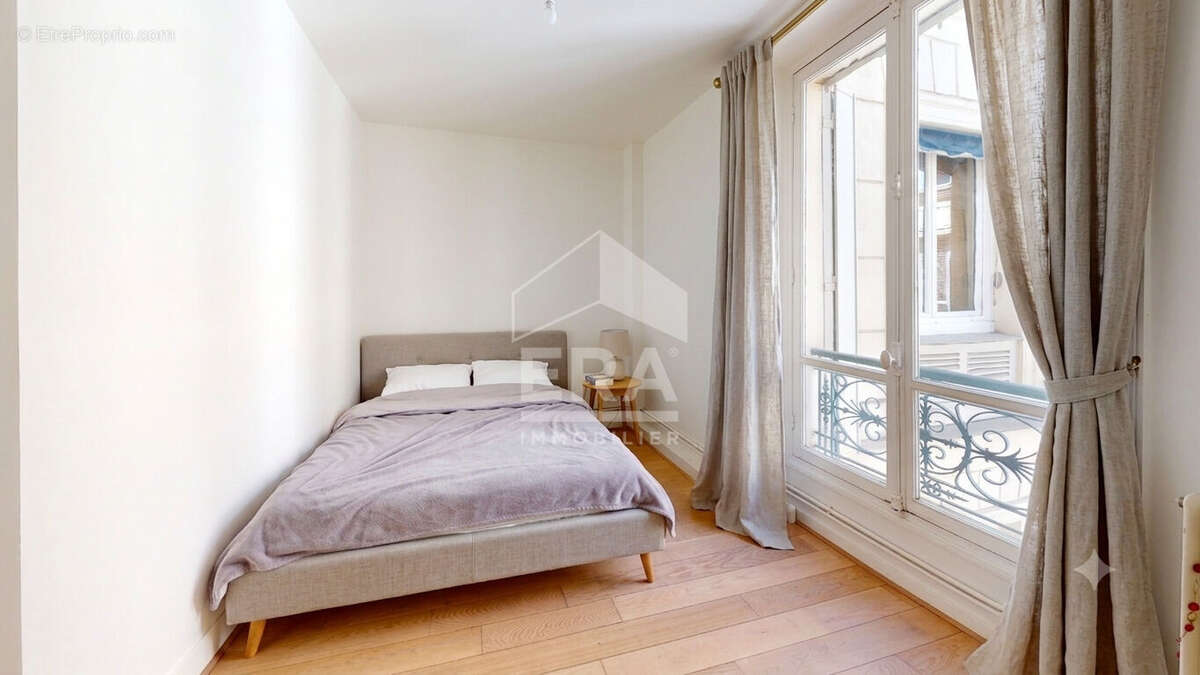 Secteur Saint-Augustin / Gare Saint-Lazare - 3 pièces - 2 chambres - 56.25 m2 - photo 3