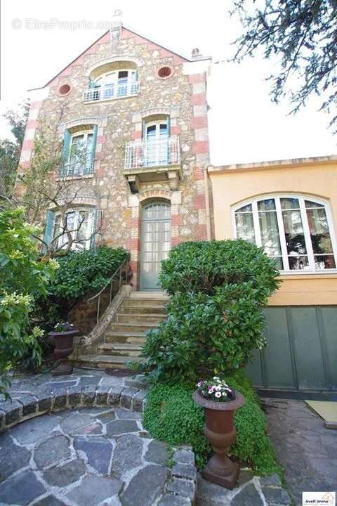 Maison à SAINT-CLOUD