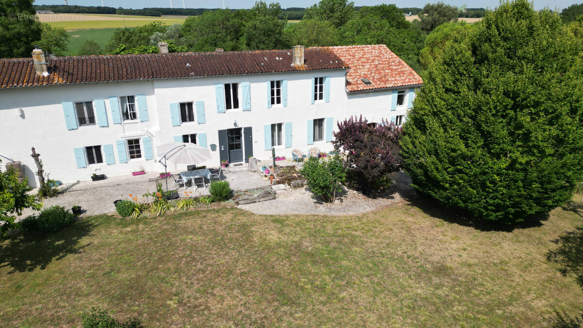 Maison à BIGNAY