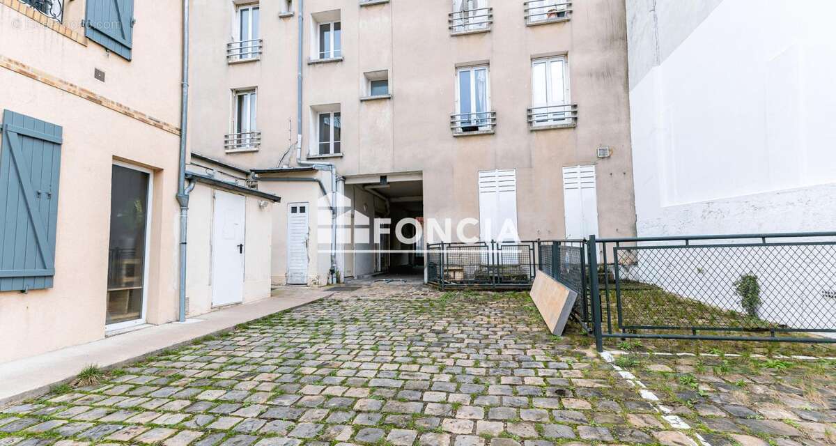 Appartement à ROSNY-SOUS-BOIS