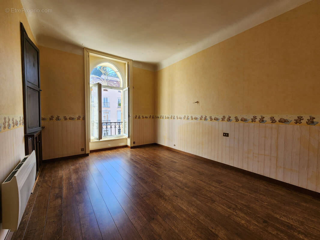 Centre ville appartement t5 de 135.82m2 avec garage - photo 19