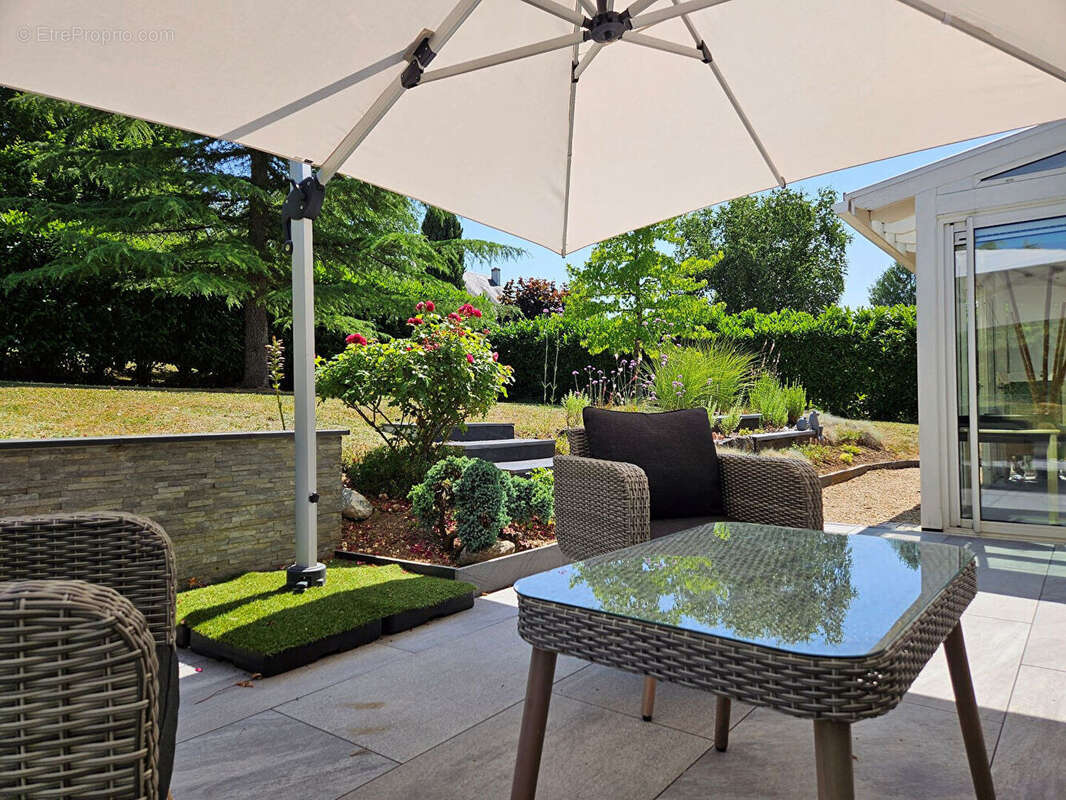 Maison à SAINT-CYR-SUR-LOIRE