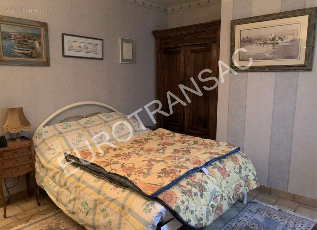 Maison à ESPONDEILHAN