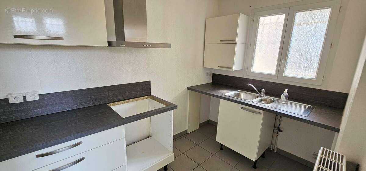 Autre à ROQUEBRUNE-SUR-ARGENS