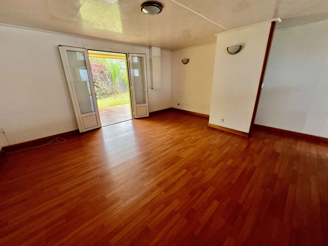 Maison à PETITE-ILE