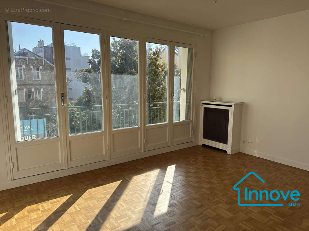 Appartement à VERSAILLES