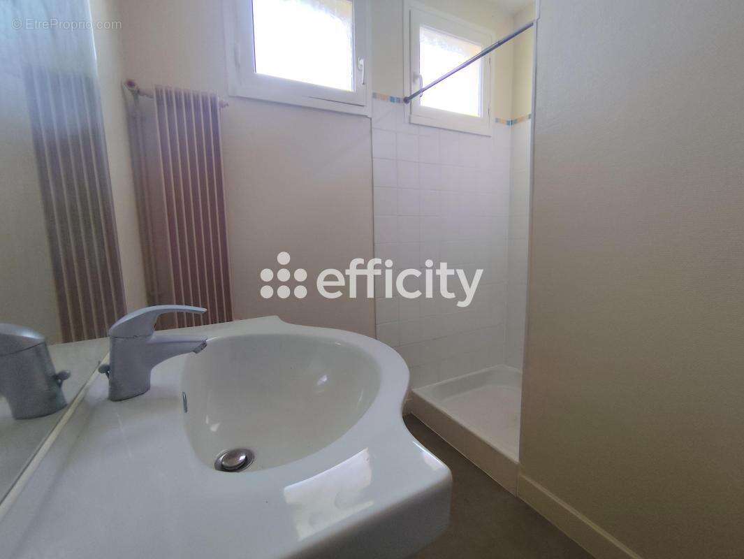 Maison à SAINTE-GAUBURGE-SAINTE-COLOMBE