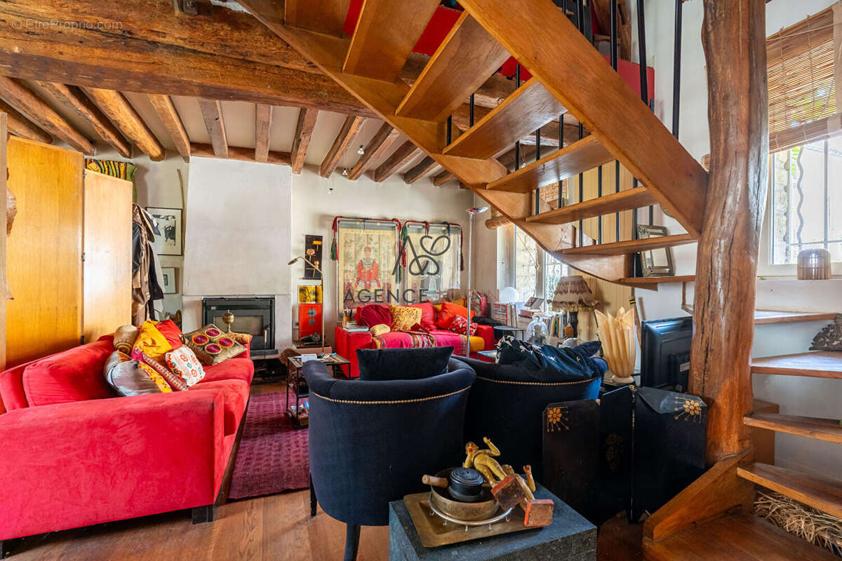 Maison Le Pecq 4 pièce(s) 94.88 m2 - photo 3