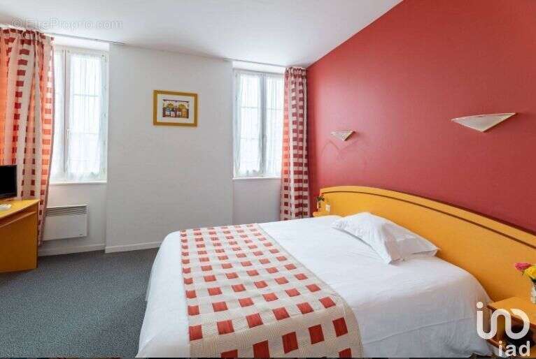 Photo 9 - Commerce à SAINT-PALAIS