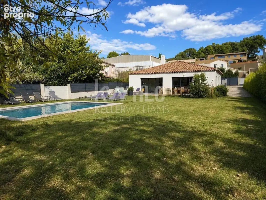 Maison 4 pièces 118 m² à vendre à Saint-Chamas (13250) - photo 2