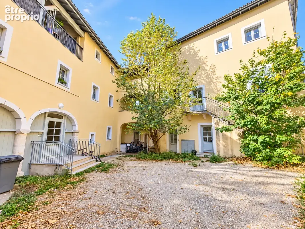 Photo Appartement à Francheville au prix de 235 000€