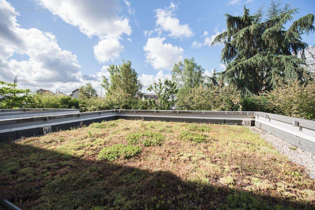 CHANTENAY - Maison 92m² avec jardin et garage - Résidence sécurisée 2015 - Aucun travaux - photo 8