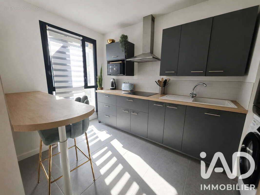 Appartement 43 m² à Begles  - photo 3
