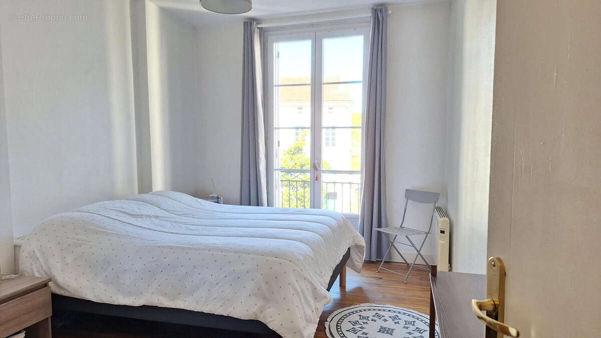 20250410_103543 - Commerce à NONTRON