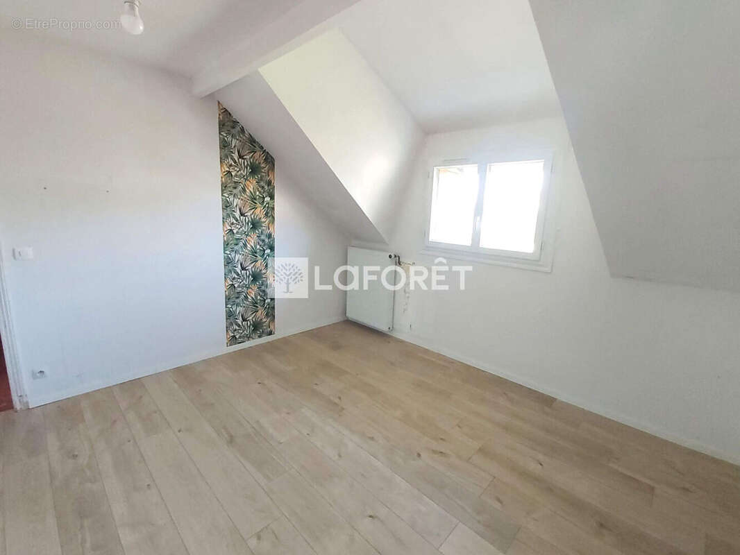 Maison à VILLEMOMBLE