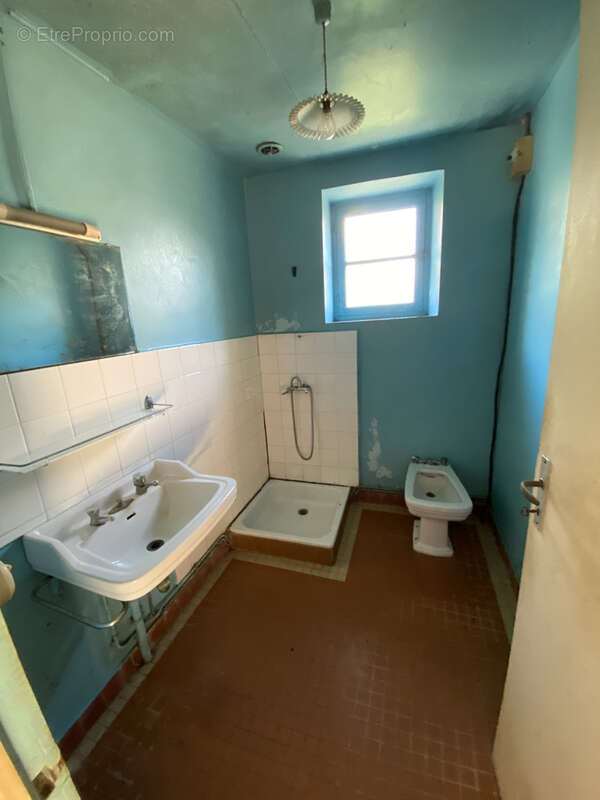 Maison à VIC-FEZENSAC