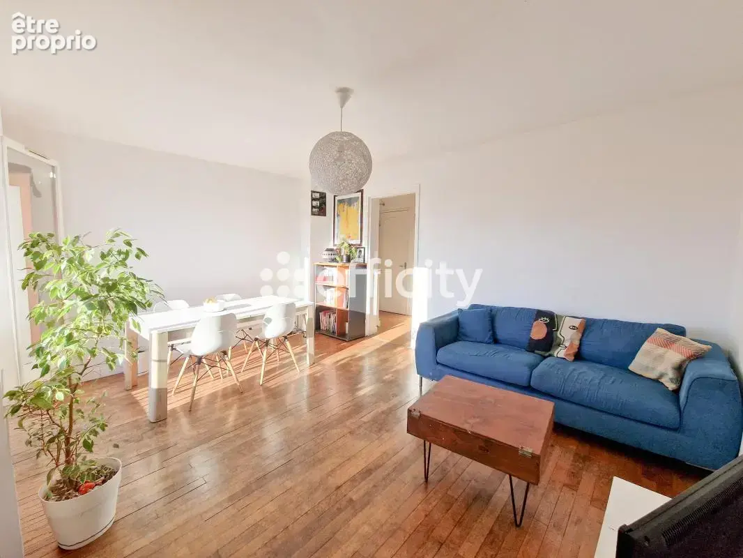Appartement 3 pièces 65 m² à vendre à Vitry-Sur-Seine (94400) - photo 2