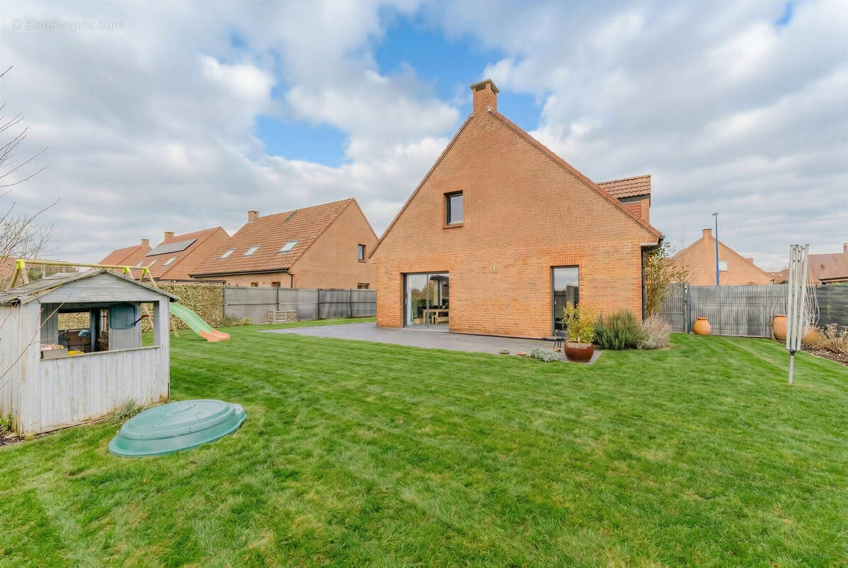 Maison à ANNOEULLIN