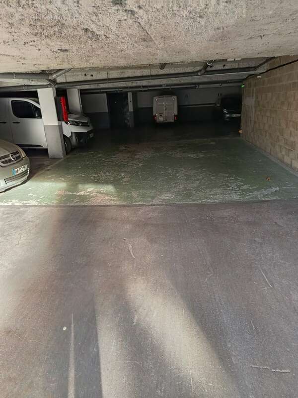 Parking à ARGENTEUIL