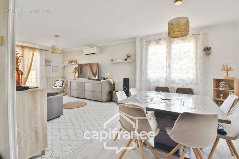 Maison entièrement rénovée de plain-pied, 3 chambres, proche Bletterans (39) - photo 12