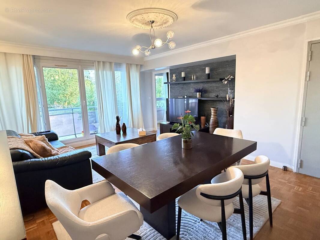 Appartement à CLICHY-SOUS-BOIS
