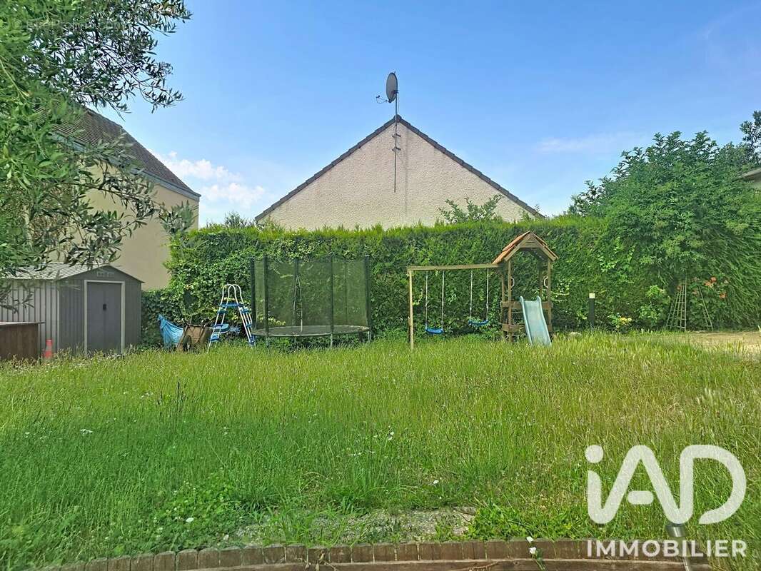 Maison 85 m² à Ezy-Sur-Eure  - photo 9