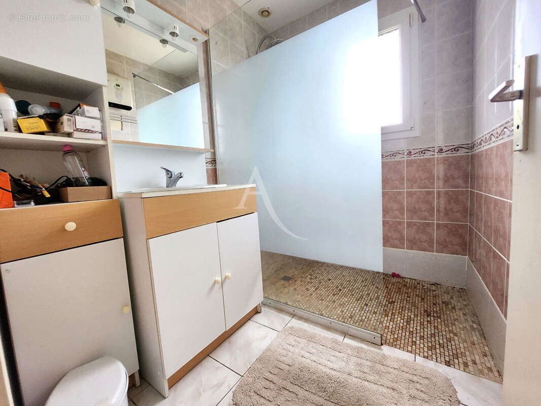 Maison à SAINT-JULIEN-DES-LANDES