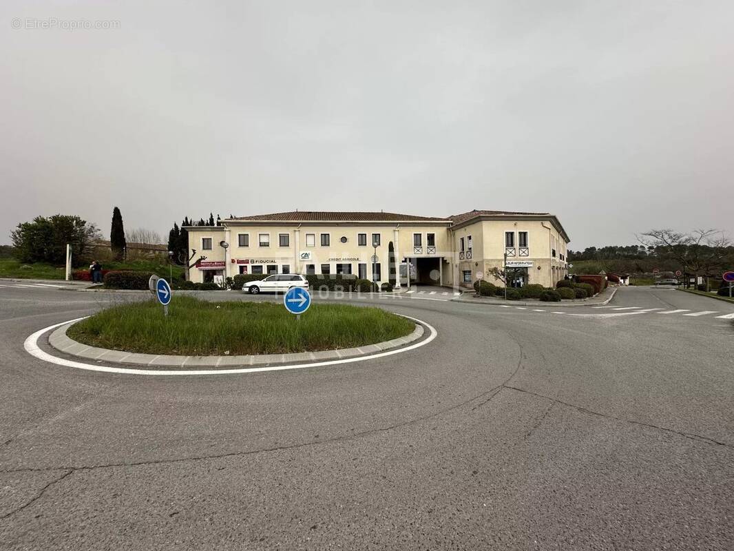 Commerce à TOURRETTES