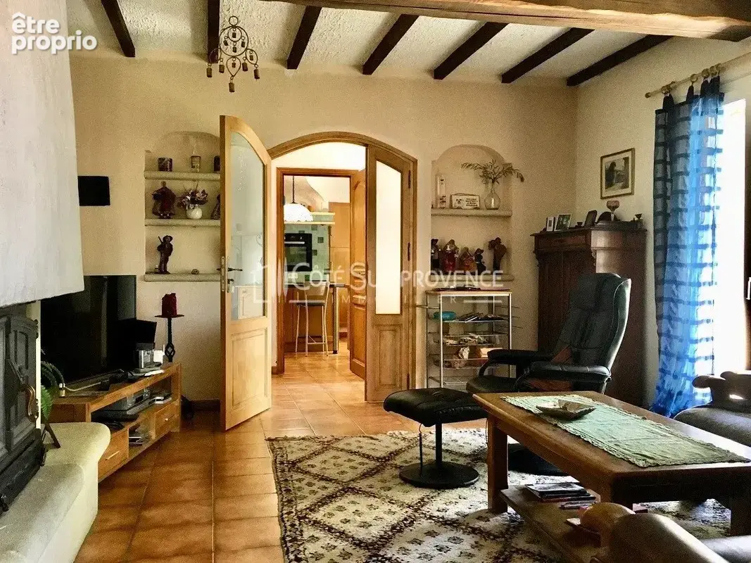 Villa avec piscine et dependances a saint didier - photo 14