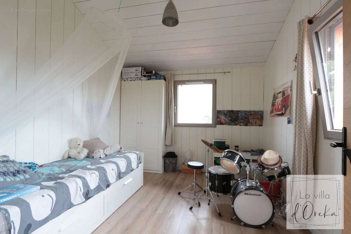 Maison à PARENTIS-EN-BORN