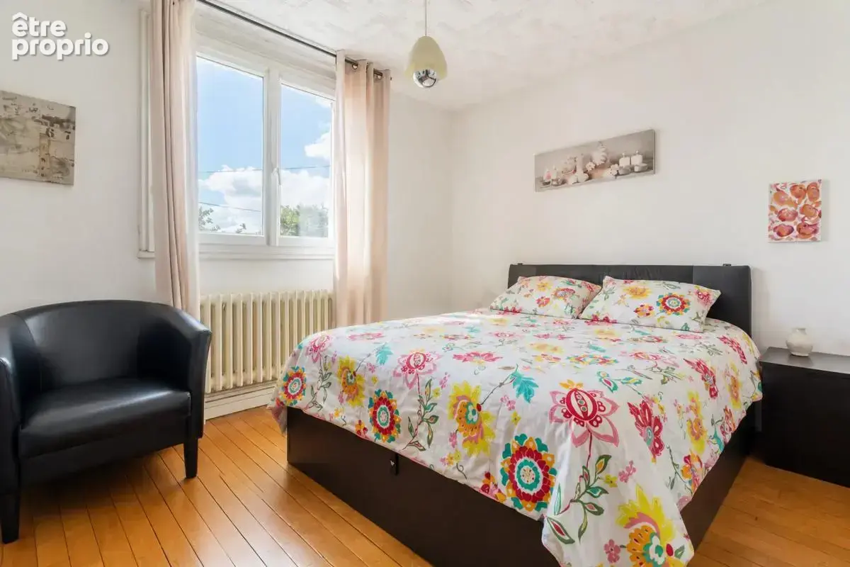 Maison de 4 pièces de 91 m² à Bondy - photo 7