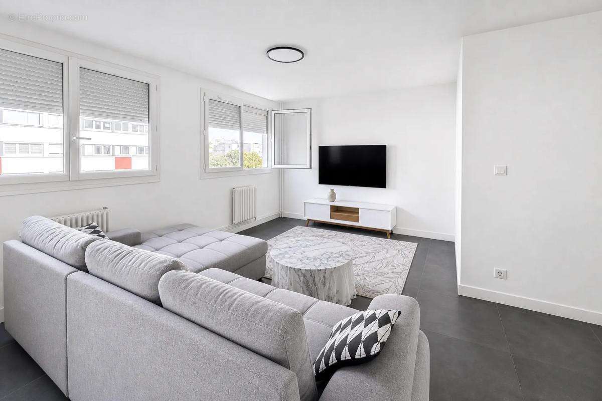 Appartement à FLEURY-LES-AUBRAIS