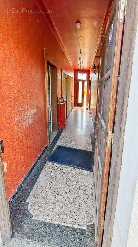 Maison à NUISEMENT-SUR-COOLE