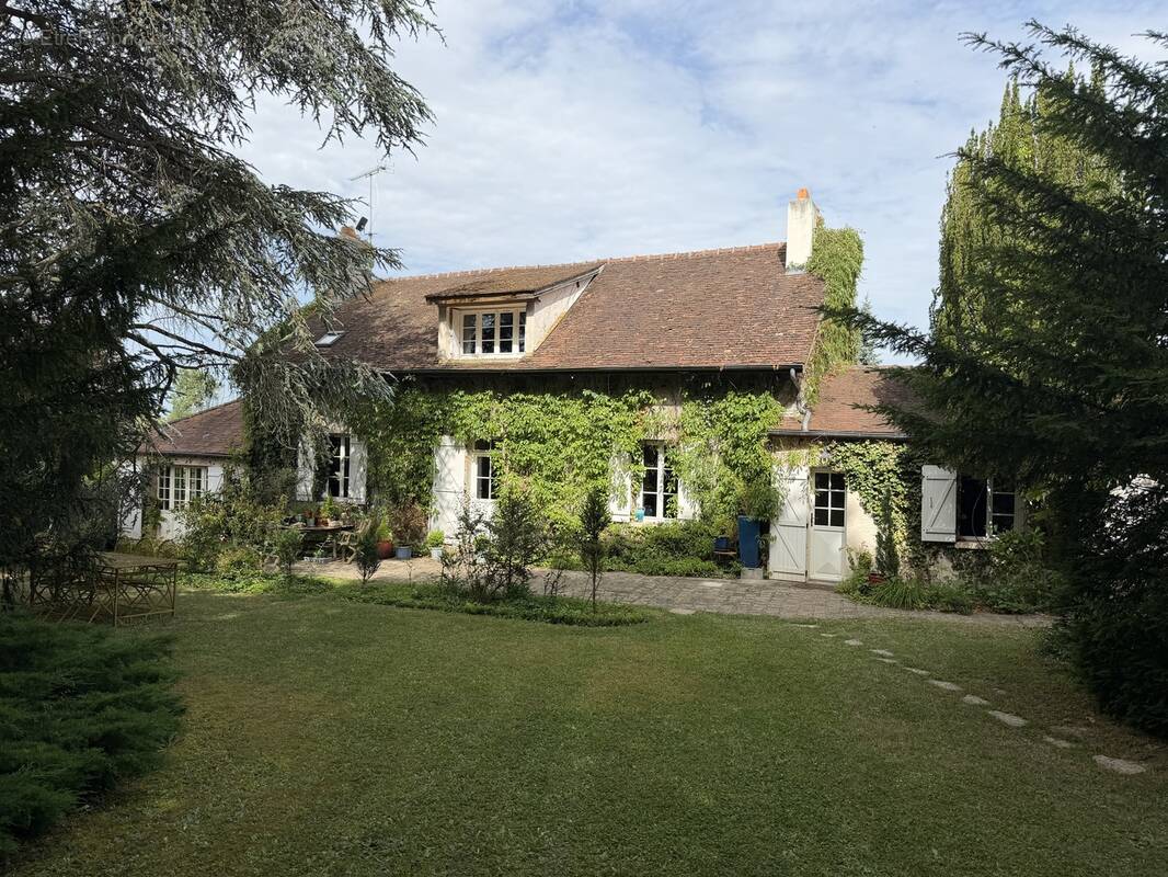 Maison à MAINTENON