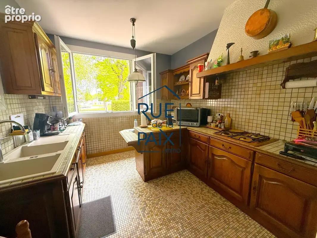 Maison 5 pièces 141 m² à vendre à Dange-Saint-Romain (86220) - photo 5