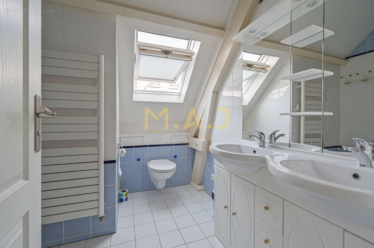 Maison à LE PERREUX-SUR-MARNE