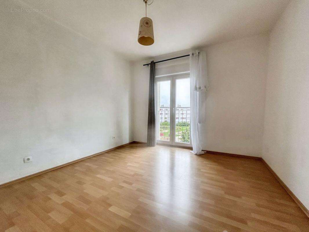 Appartement à HAUCOURT-MOULAINE