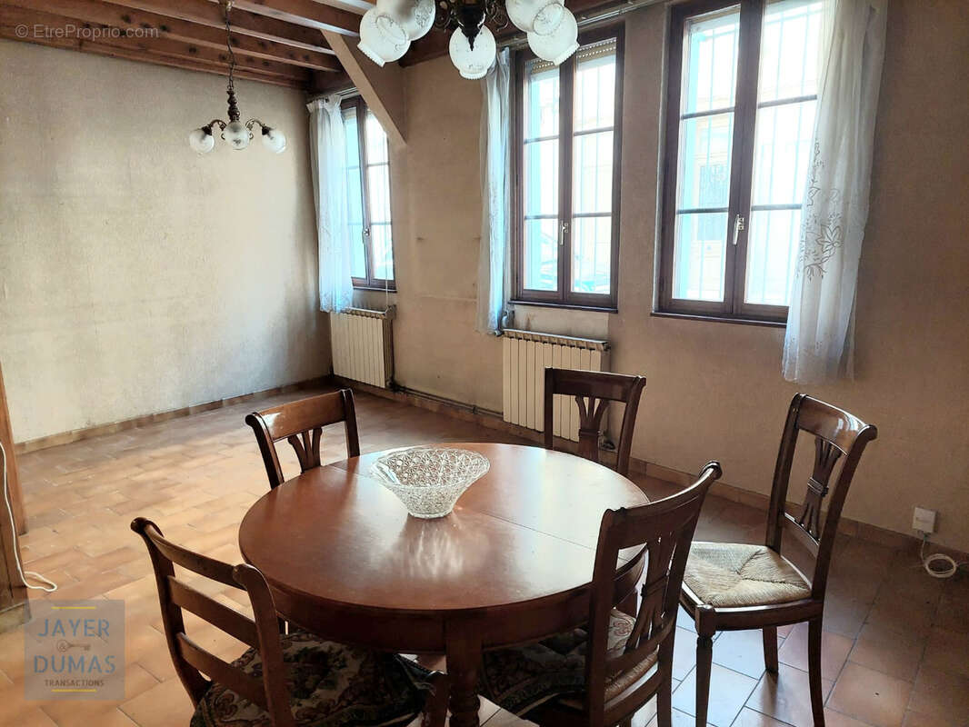 Maison à CHALON-SUR-SAONE