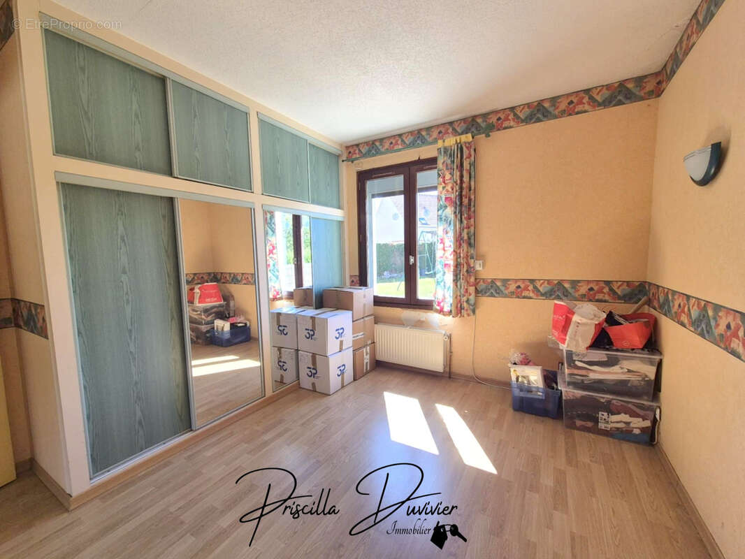 Maison à SAINT-SULPICE