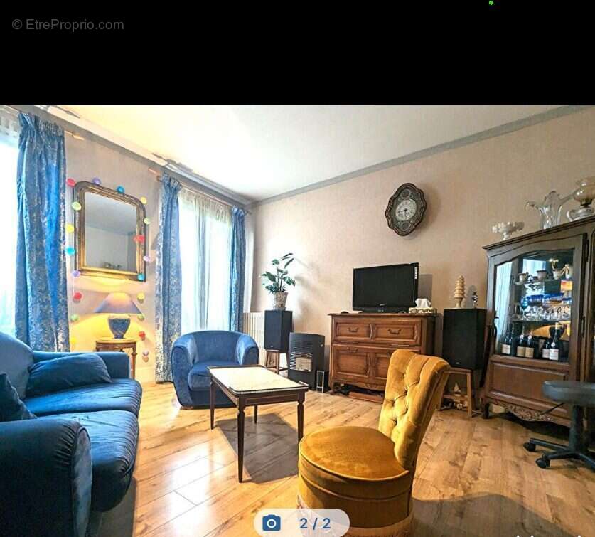 salon-séjour - Maison à LUYNES